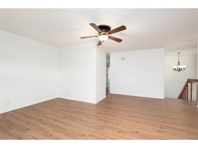 12513 E Pacific Cir D, Aurora, CO 80014