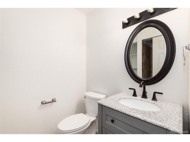 12513 E Pacific Cir D, Aurora, CO 80014