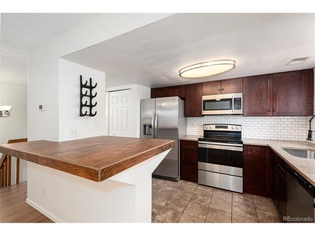 12513 E Pacific Cir D, Aurora, CO 80014
