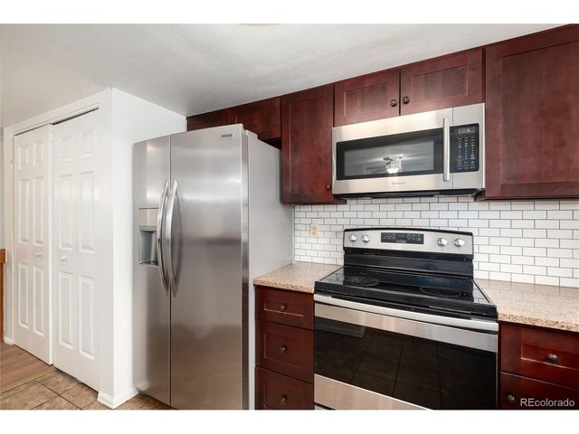 12513 E Pacific Cir D, Aurora, CO 80014