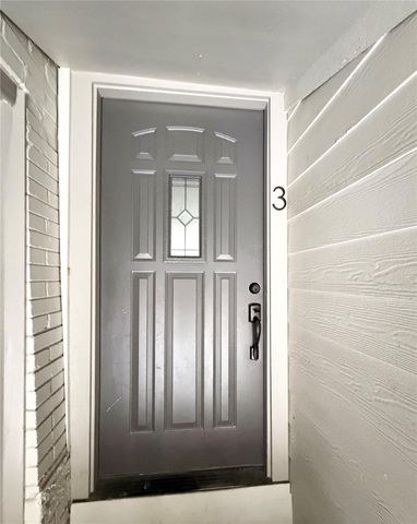 4630 Woodside St 3, Houston, TX 77023