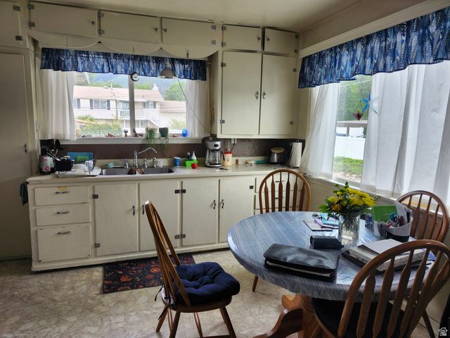 165 S 100 E, Kaysville, UT 84037