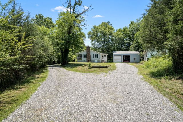 499 Mount Herman Rd, Shelbyville, TN 37160