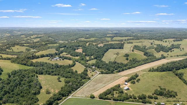 499 Mount Herman Rd, Shelbyville, TN 37160
