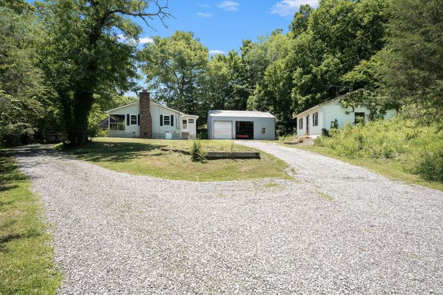 499 Mount Herman Rd, Shelbyville, TN 37160