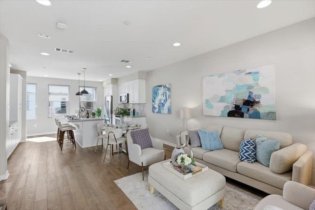 970 Arrowleaf Place, San Jose, CA 95131