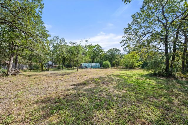 275 W Oak LOOP, Cedar Creek, TX 78612