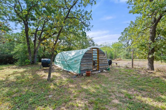 275 W Oak LOOP, Cedar Creek, TX 78612