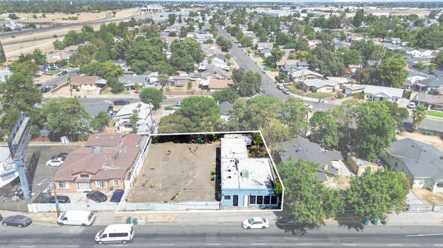 1133 E Harding Way, Stockton, CA 95205