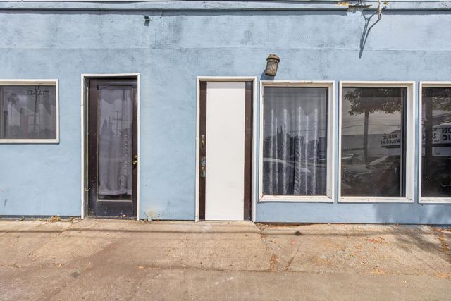 1133 E Harding Way, Stockton, CA 95205