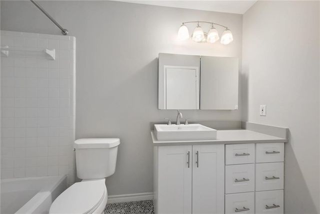 3839 SE Dry Creek DR 244, Austin, TX 78731