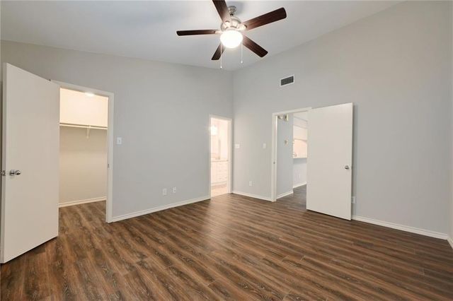 3839 SE Dry Creek DR 244, Austin, TX 78731