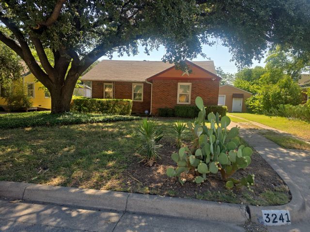 3241 Sandage Avenue, Fort Worth, TX 76109