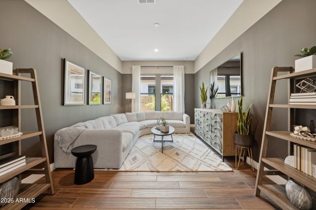 42053 N Tiger Way, San Tan Valley, AZ 85140