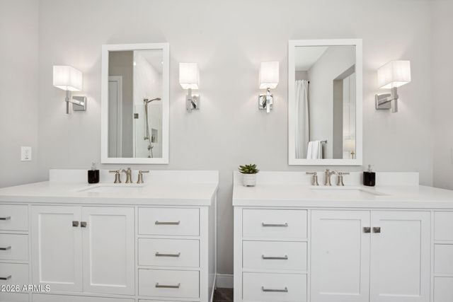 42053 N Tiger Way, San Tan Valley, AZ 85140