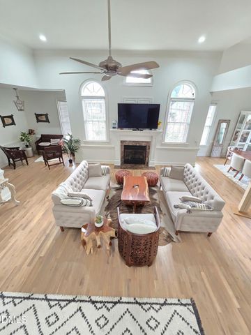605 Walapai Drive, Fuquay Varina, NC 27526