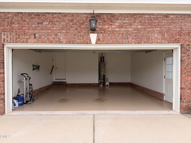 605 Walapai Drive, Fuquay Varina, NC 27526