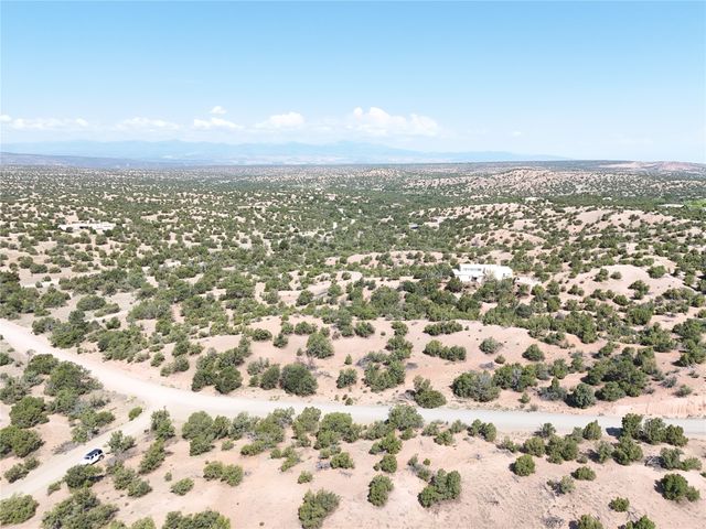 7 Placita Anita, Santa Fe, NM 87506