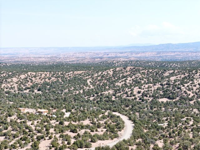 7 Placita Anita, Santa Fe, NM 87506