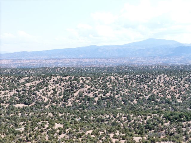 7 Placita Anita, Santa Fe, NM 87506