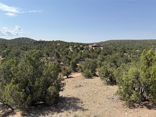 7 Placita Anita, Santa Fe, NM 87506