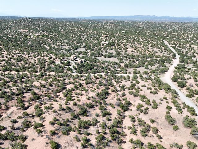 7 Placita Anita, Santa Fe, NM 87506