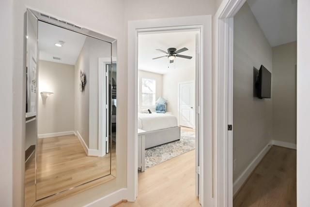 5718 Beall Street B, Houston, TX 77091