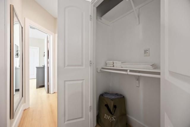 5718 Beall Street B, Houston, TX 77091