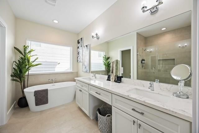 5718 Beall Street B, Houston, TX 77091