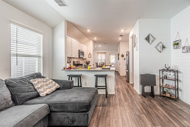 2917 Meadowlands Drive, Forney, TX 75126