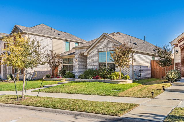2917 Meadowlands Drive, Forney, TX 75126