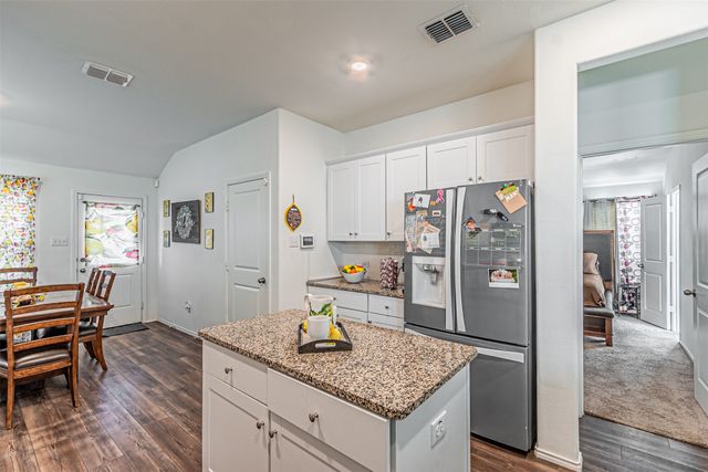 2917 Meadowlands Drive, Forney, TX 75126
