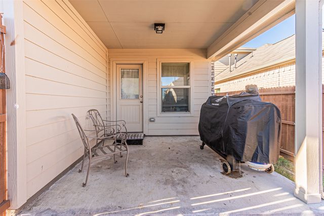 2917 Meadowlands Drive, Forney, TX 75126