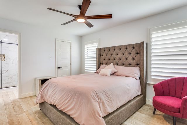 11905 Blue Creek Drive, Fort Worth, TX 76008
