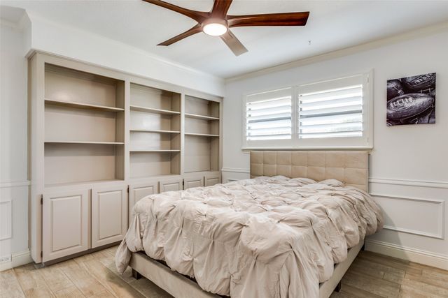 11905 Blue Creek Drive, Fort Worth, TX 76008