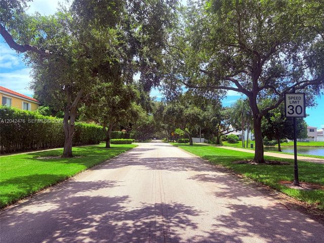 2123 SW 101st Ln, Miramar, FL 33025
