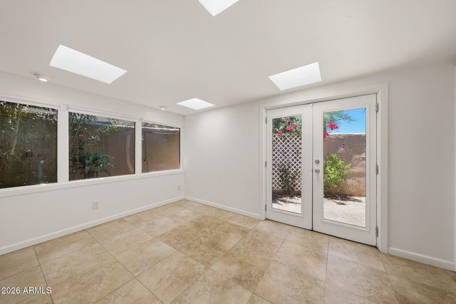 4540 N 44TH Street 3, Phoenix, AZ 85018