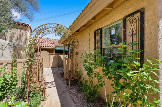 4540 N 44TH Street 3, Phoenix, AZ 85018