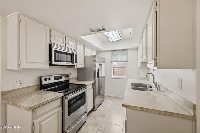 4540 N 44TH Street 3, Phoenix, AZ 85018