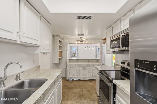 4540 N 44TH Street 3, Phoenix, AZ 85018