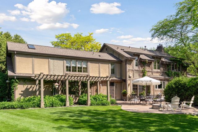 1200 Ferndale Road N, Plymouth, MN 55447