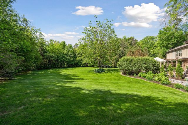 1200 Ferndale Road N, Plymouth, MN 55447