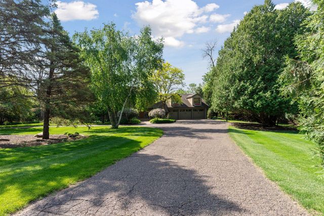 1200 Ferndale Road N, Plymouth, MN 55447