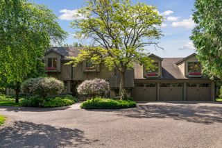 1200 Ferndale Road N, Plymouth, MN 55447