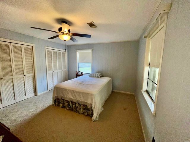 200 Higden Rd., Higden, AR 72067