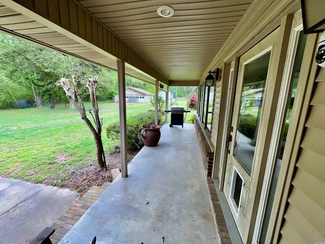 200 Higden Rd., Higden, AR 72067