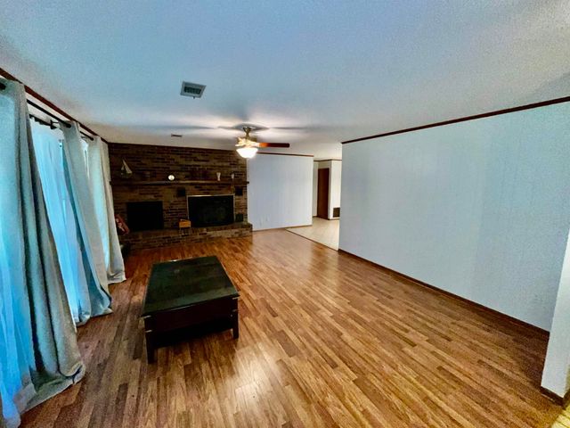 200 Higden Rd., Higden, AR 72067