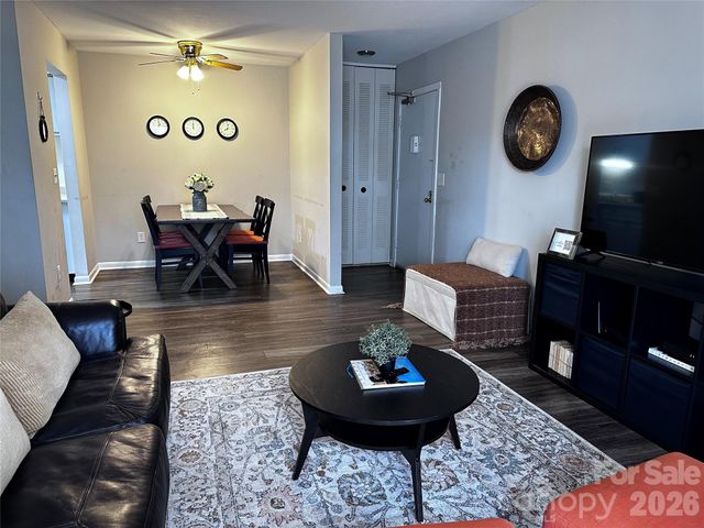 306 Orchard Trace Lane, Charlotte, NC 28213