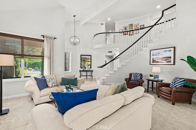 15 Highpoint, Rancho Santa Margarita, CA 92679