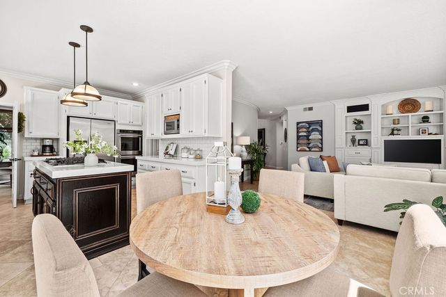 15 Highpoint, Rancho Santa Margarita, CA 92679